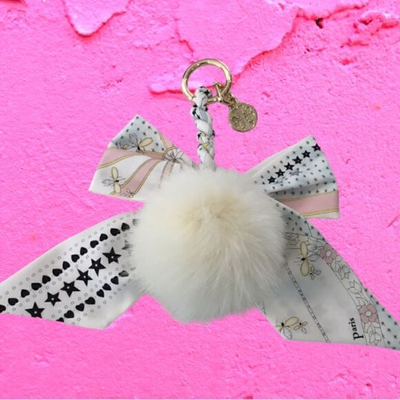 TORY BURCH KEY CHARM KEYCHAIN CAR KEYS HANDBAG FOX FUR SILKY BOW - Picture 4 of 4